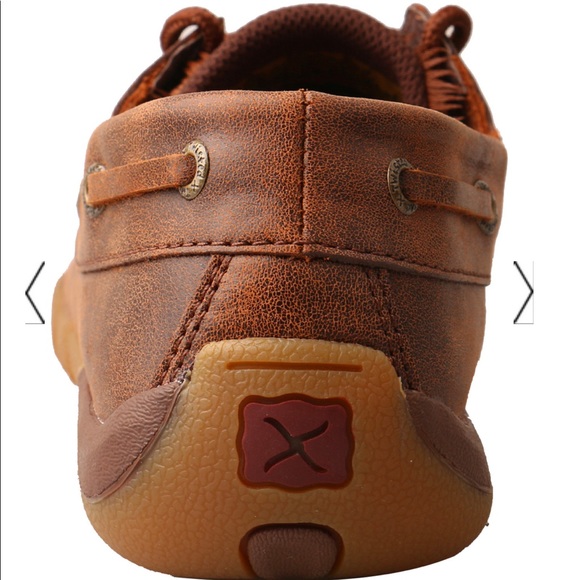 TWISTED X WOMEN'S LAYERED FRINGE DRIVING MOCS - Picture 6 of 12